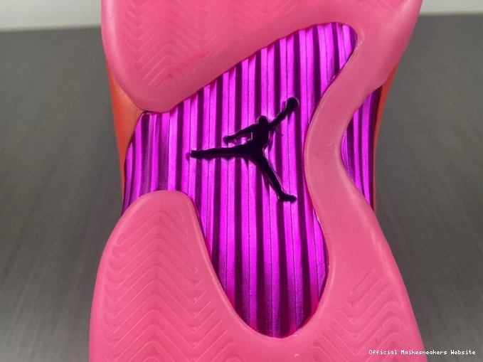 Official Maikesneakers DH4121-600 Low Jordan Retro Shocking Pink 14 (W) 0715